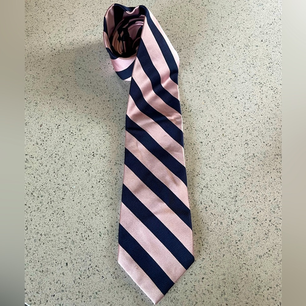 Chaps Navy and Blush Silk Tie.